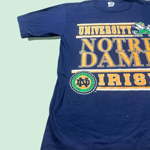 Vintage Men’s Logo 7 Inc Navy Blue University Of Notre Dame Irish Tee Shirt Med - Picture 3 of 9